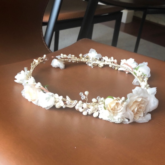 Bridal Flower Crown - Picture 3 of 5